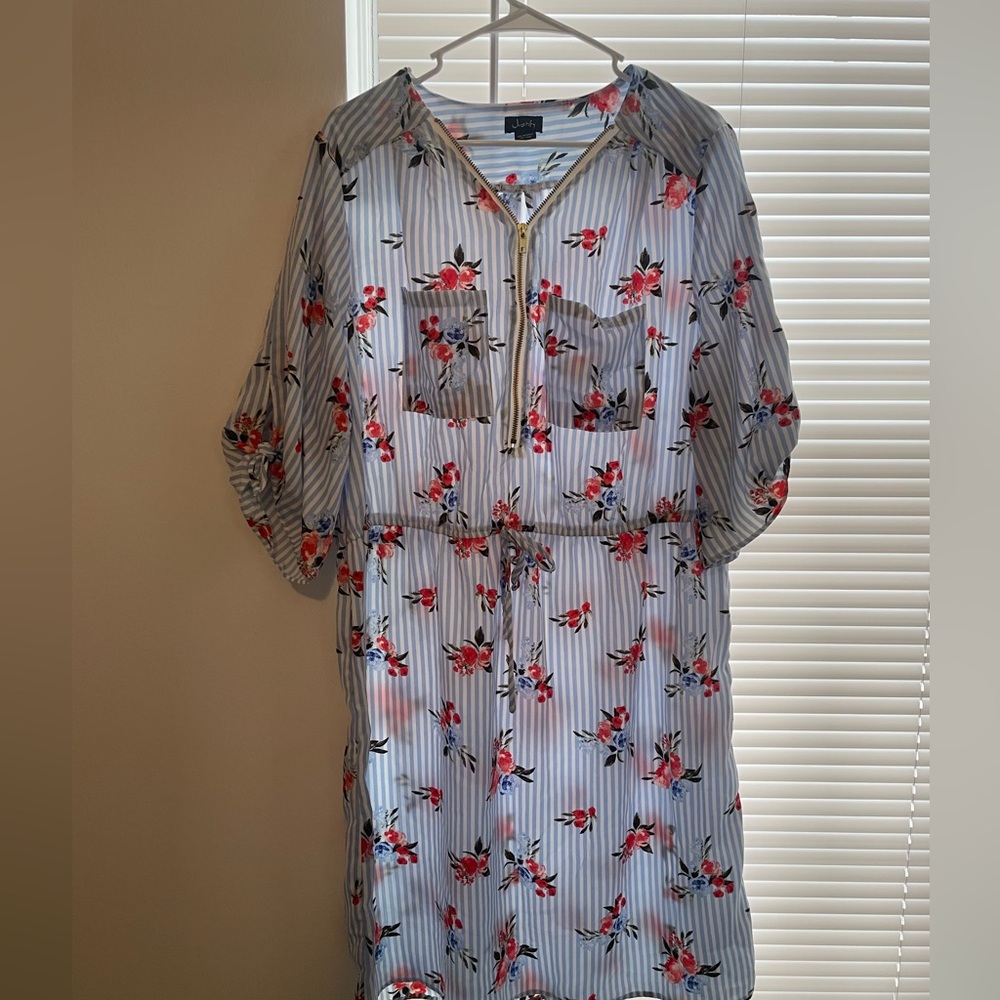 Justify Blue and white Floral dress Size 1x